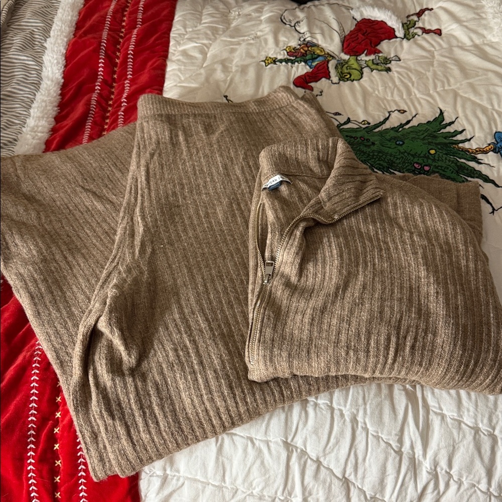 American Eagle Outfitters Tan Pajama Set